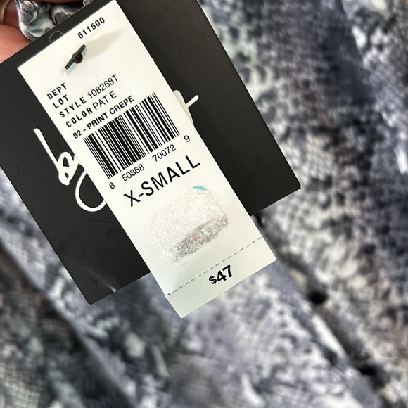 By&by XS snake print blouse button down - Picture 8 of 16